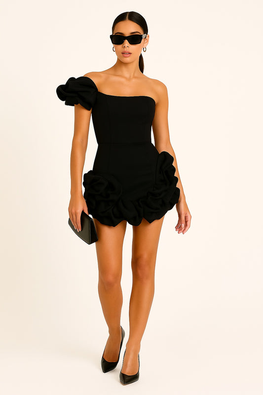 Lisa – Strapless Dames Mini Jurk met Flounce & One-Shoulder Detail